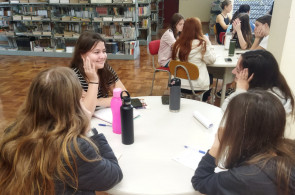 Papo Cultural proporciona trocas literárias entre os alunos do 1º ano do Ensino Médio
