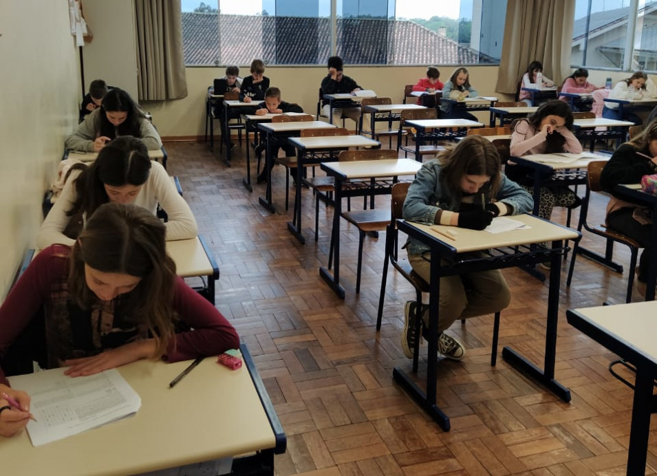 Alunos do Instituto Ivoti participam da fase estadual da Olimpíada Brasileira de Informática