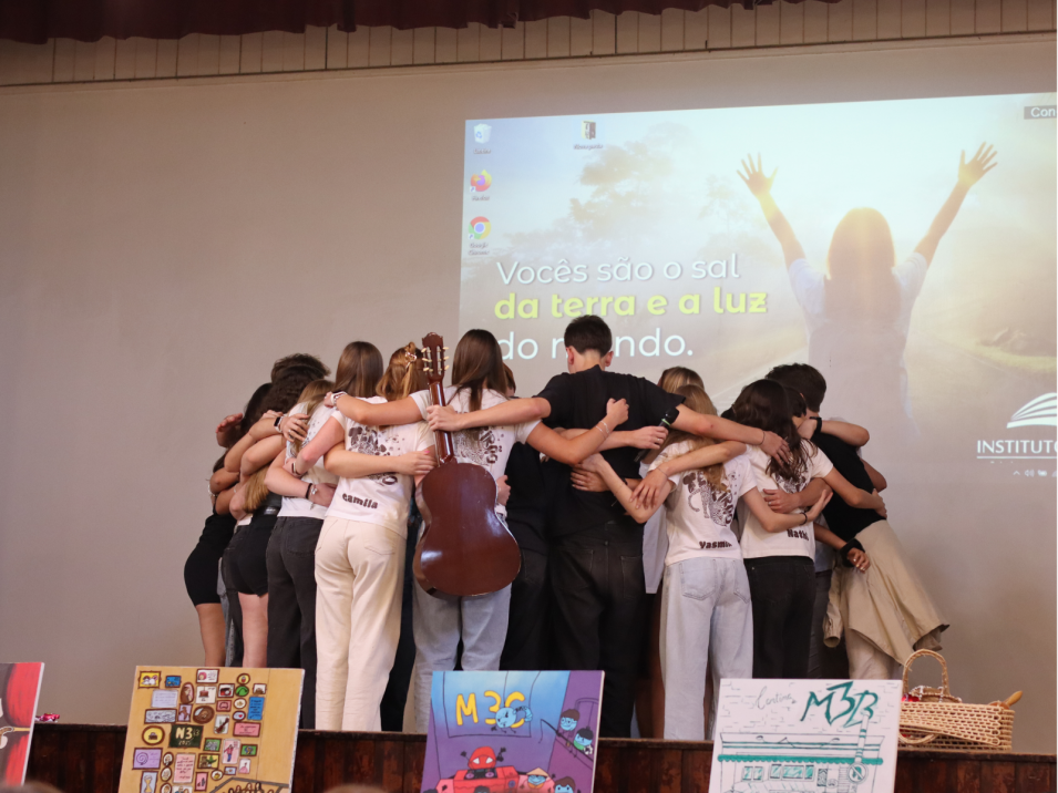 Último dia letivo do Ensino Médio é marcado por emoção e celebração no Instituto Ivoti