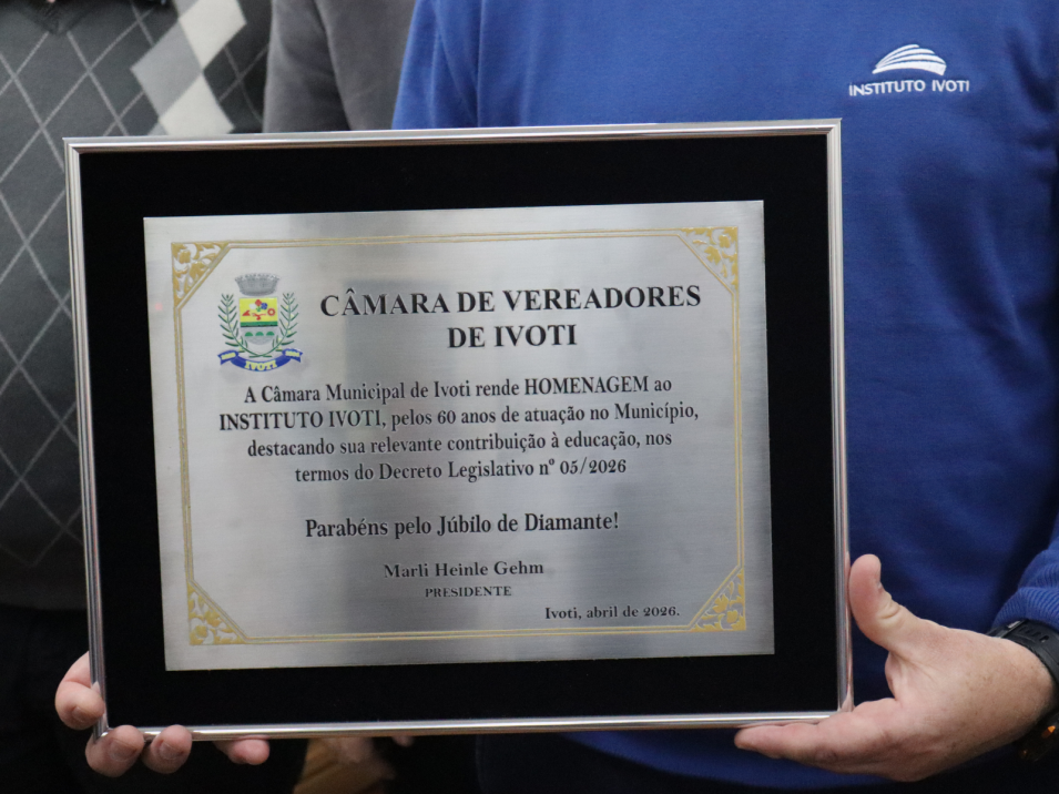 Sessão Solene na Câmara celebra os 60 anos de história do Instituto Ivoti