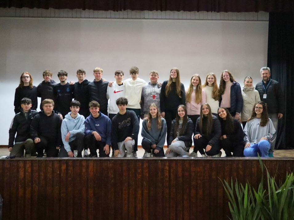 Turma M2A é a campeã geral das Interséries de Atletismo e Xadrez