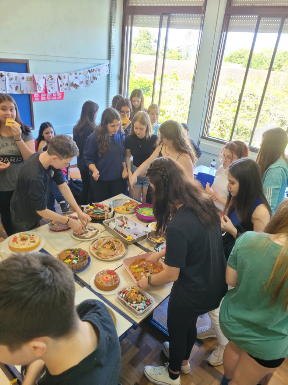 Estudantes criam célula comestível durante as aulas de Biologia no Instituto Ivoti