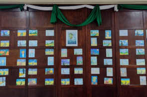 Turma do Curso Normal realiza exposição inspirada no filme “Com Amor van Gogh”
