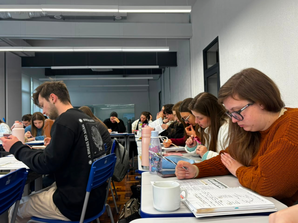 Formação de monitores do Turno Integral aborda aprendizagem colaborativa