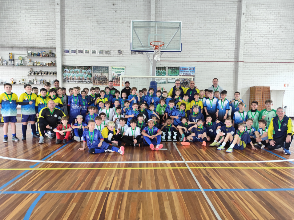 Instituto Ivoti sedia Torneio Meridional Sub-11 de Futsal com a presença de sete escolas