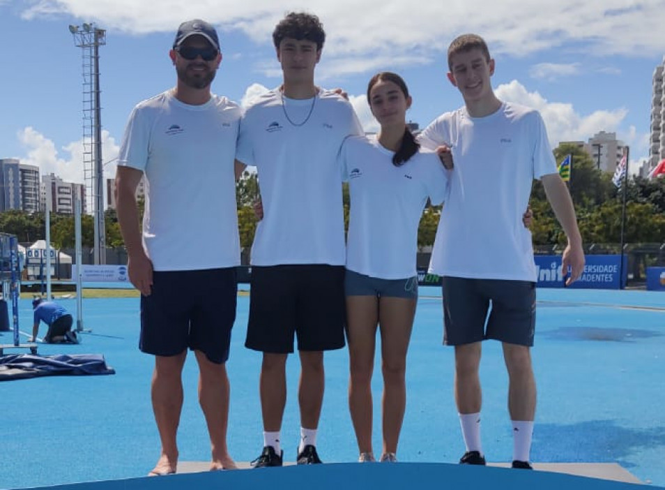 Atletas do Instituto Ivoti participam do Campeonato Brasileiro de Atletismo Sub 18