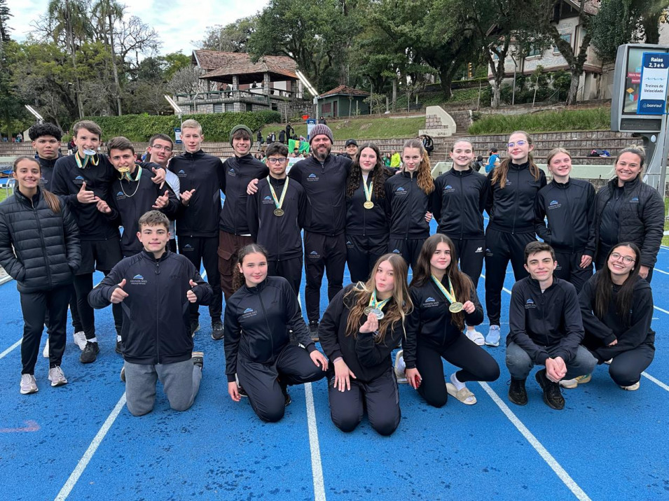 Equipe Municipal de Atletismo/Instituto Ivoti participa de do Campeonato Estadual de Atletismo Sub-18
