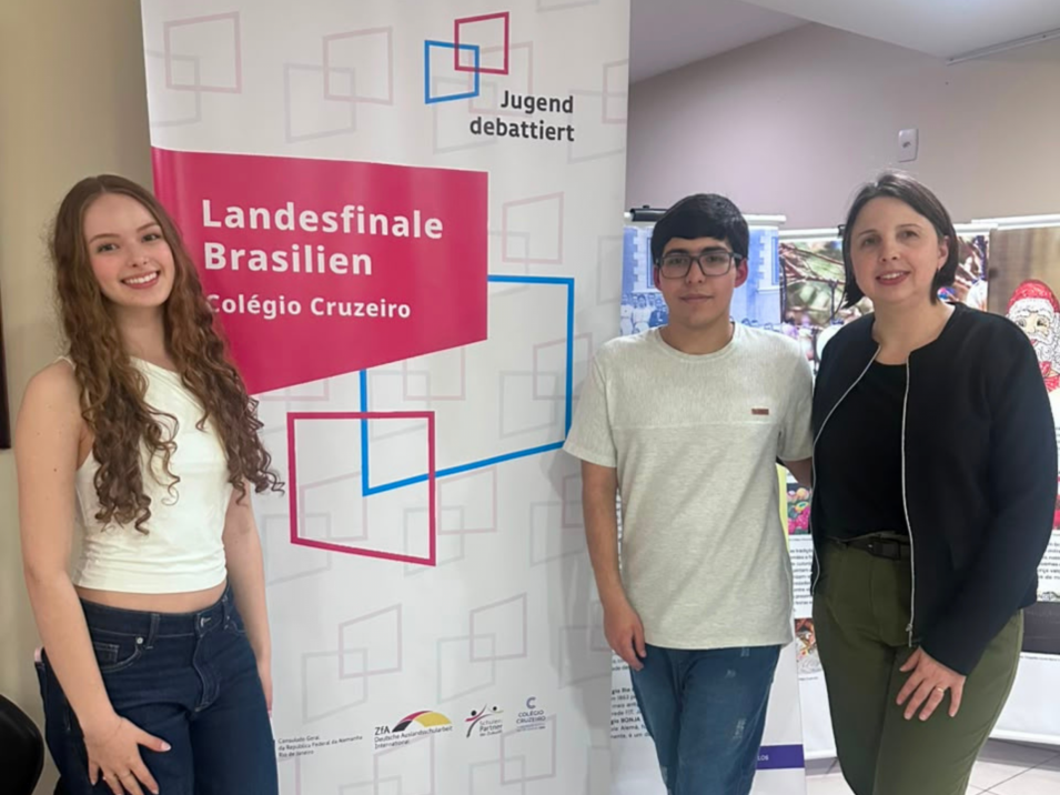 Estudantes representam o Instituto Ivoti na etapa nacional do Jugend debattiert