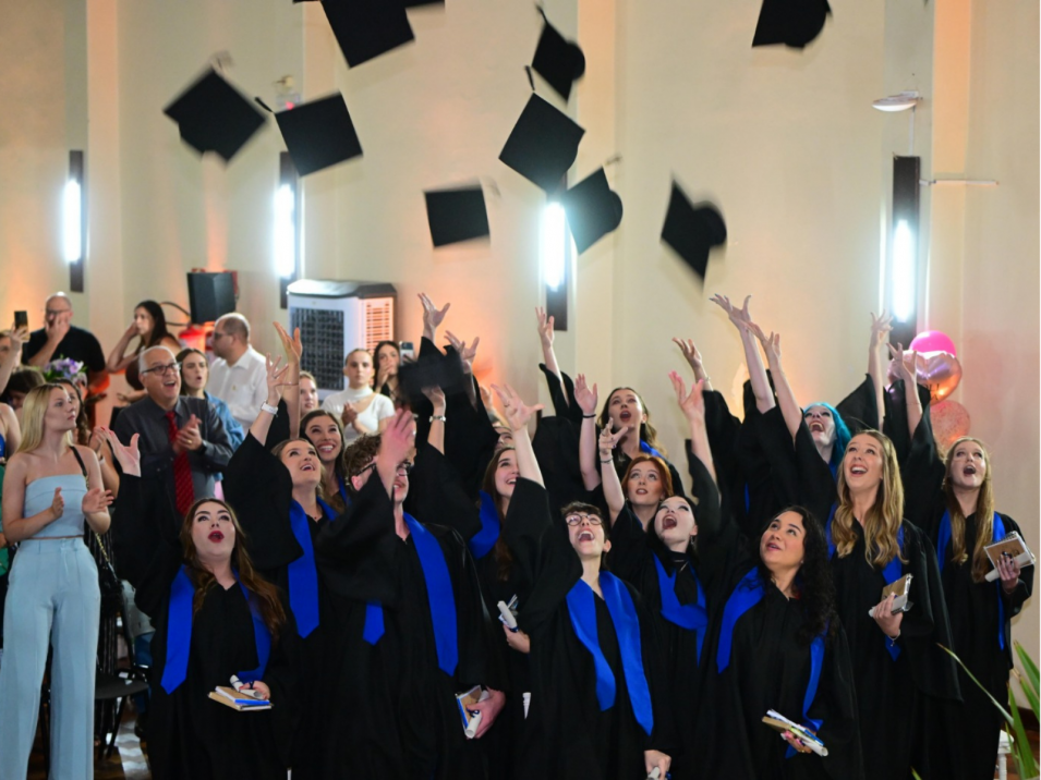 Técnico em Design Gráfico celebra formatura e novos começos