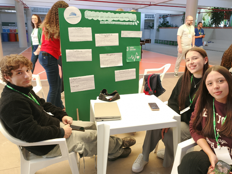 Estudantes do Instituto Ivoti participam de Encontro de Lideranças Estudantis em Taquara