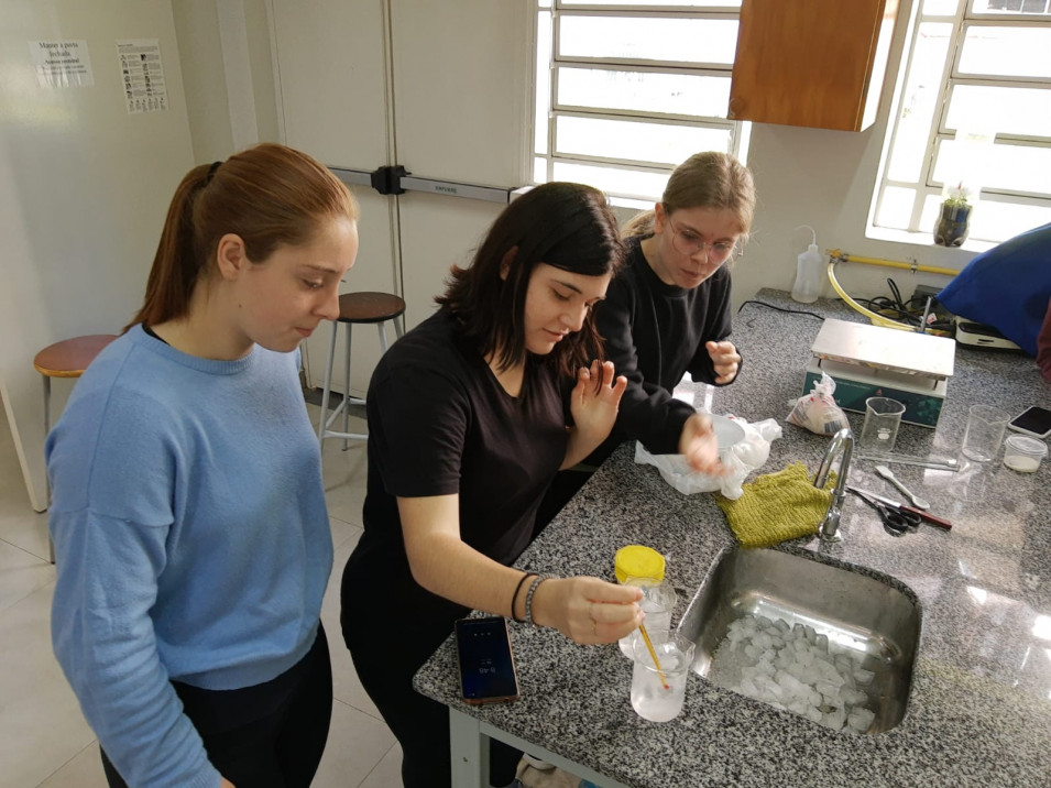 Estudantes do Ensino Médio realizam pesquisa sobre Propriedades Coligativas