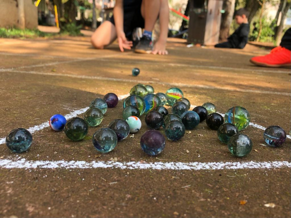 Projeto “Brincando como nossos pais” envolve crianças do Turno Integral