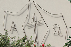 É PRECISO REVISAR O BAÚ