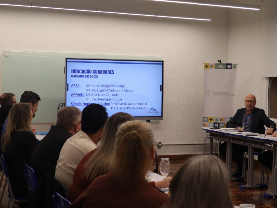 Transparência e compromisso: Associação Evangélica de Ensino realiza Assembleia Geral Ordinária