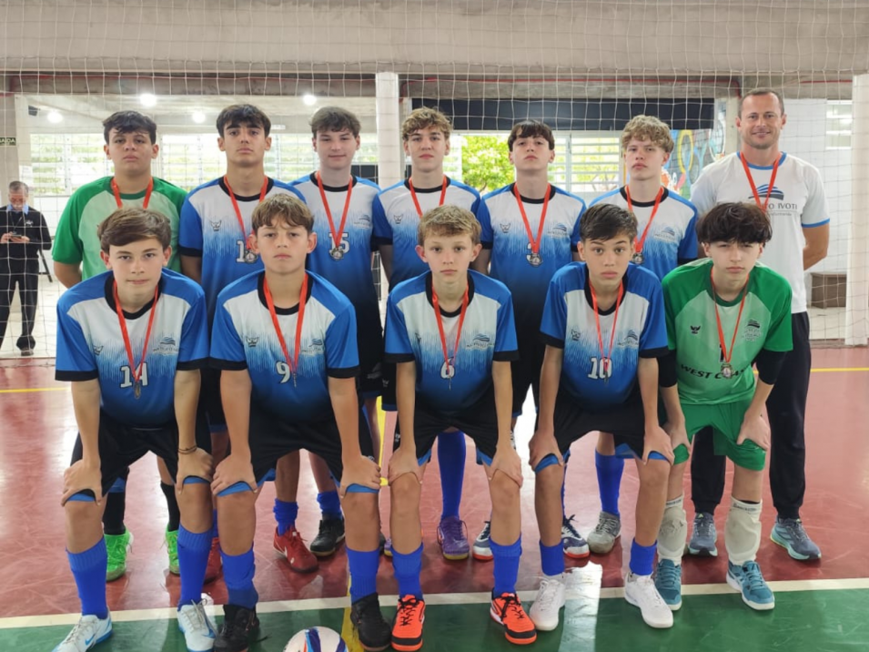 Equipe Sub-15 do Instituto Ivoti conquista 4ª colocação no Torneio Meridional de Futsal