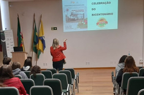Turmas do Ensino Médio do Instituto Ivoti tem conversa sobre patrimônio histórico