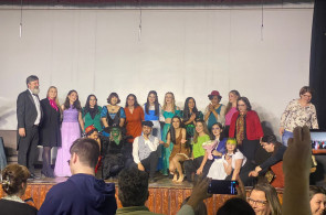 Espetáculo Broadway Village, uma noite musical encanta público no Instituto Ivoti