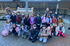Turma do 1º ano B realiza passeio de estudos em Gramado como parte de projeto interdisciplinar sobre moradias