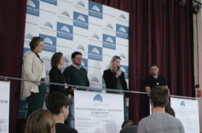 Estudantes do Instituto Ivoti apresentam trabalhos na X Mostra de Iniciação Científica