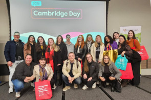 Professores e acadêmicos do Instituto Ivoti marcam presença no Cambridge Day