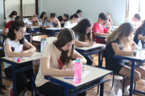 Prova de proficiência de Língua Alemã é realizada por alunos do Ensino Fundamental e do NAI
