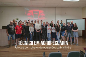 Instituto Ivoti recebe o diretor de operações do grupo Mahindra para bate-papo sobre mecanização agrícola