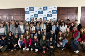 Representantes da Universidade de Jena realizam visita no Instituto Ivoti