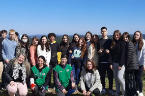 Estudantes do Ensino Médio visitam central de reciclagem de Novo Hamburgo