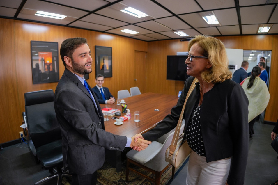Ensino Superior do Instituto Ivoti participa de audiência do Fórum das Faculdades Comunitárias