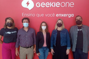 Instituto Ivoti participa de imersão proposta pela empresa Geekie One