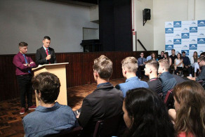 Instituto Ivoti realiza simulação de Conferência da ONU
