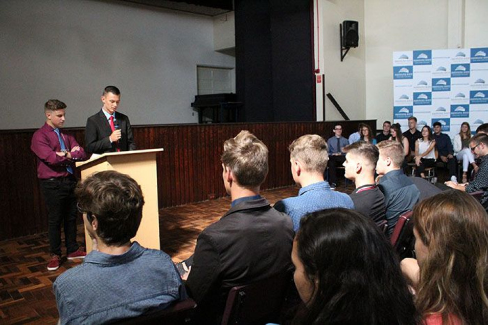 Instituto Ivoti realiza simulação de Conferência da ONU