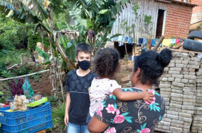 Instituto Ivoti realiza doação de brinquedos na comunidade Vila Seca