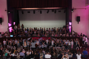 Mães recebem homenagens das turmas do Instituto Ivoti