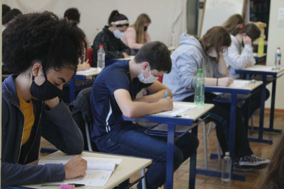 Instituto Ivoti oportuniza prova de DSDI para 28 alunos da Educação Básica