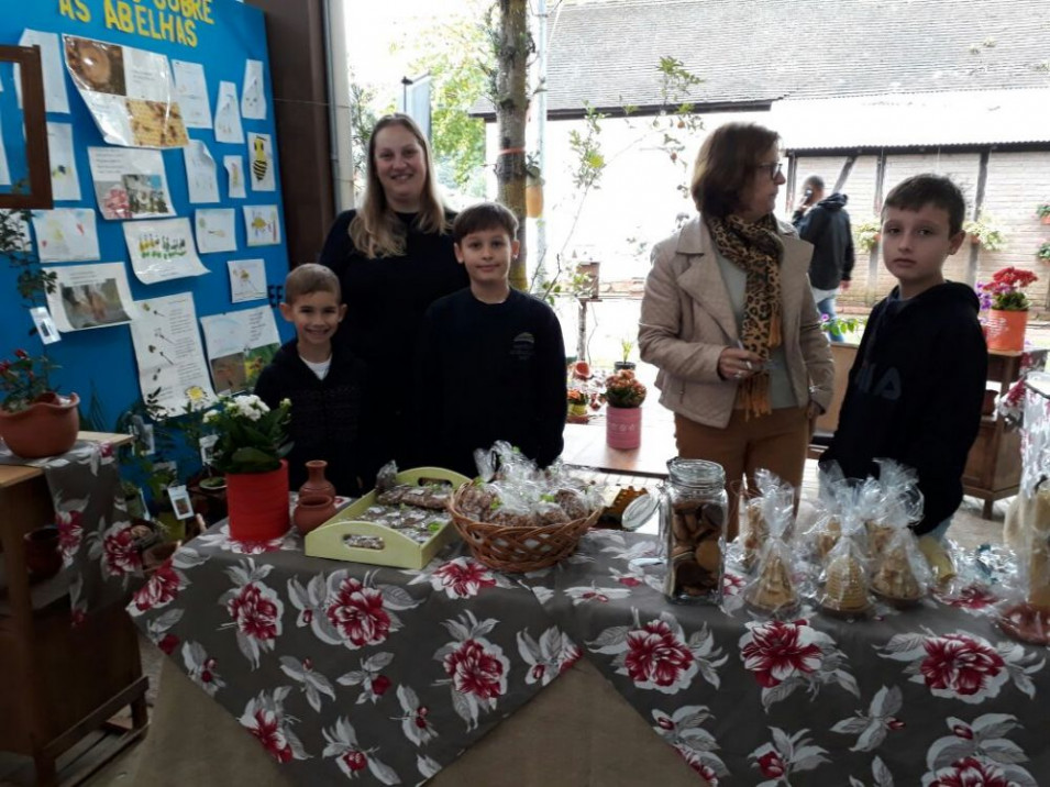 Instituto Ivoti na Feira do Mel, Rosca e Nata