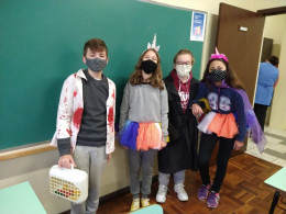 Krank und gesund foi assunto na aula da turma do Ensino Fundamental