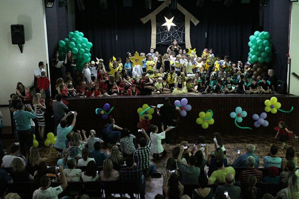 Cantata de Natal encerra o ano da Educação Infantil