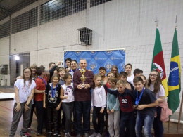 Instituto Ivoti conquista 2º lugar geral do Circuito de Xadrez