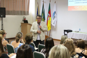 Palestra sobre emoção e afeto no último dia da Jornada Pedagógica