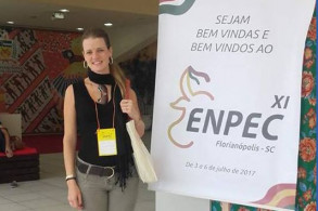 Professora do Instituto Ivoti participa de congresso