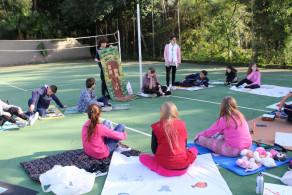 Turma cria tapetes contadores de história para estudo sobre relatos