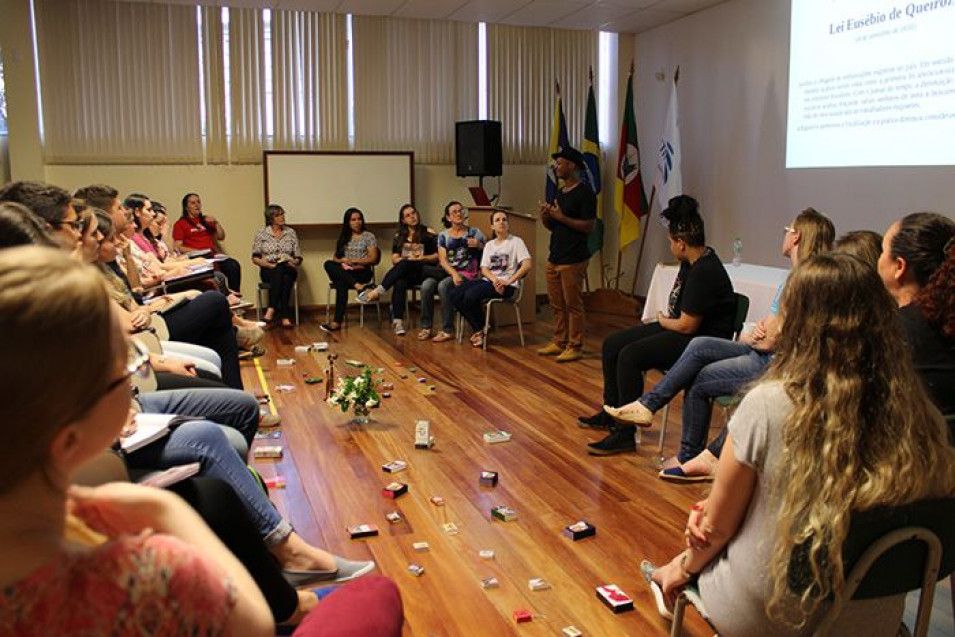 Conversa sobre nossa história: Cultura Afro-Brasileira