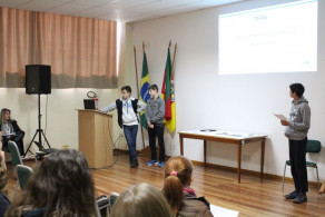 Alunos apresentam trabalhos para seleção da Mostra de IC