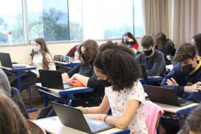Turmas de 1º ano realizam prova de preparação para o ENEM