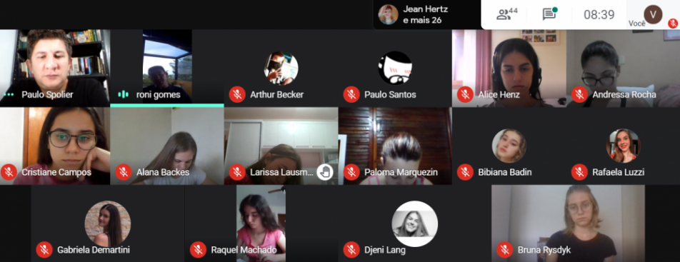 Turma do Curso Normal tem aula on-line com assistente social