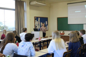 Projeto Vida traz 32 profissionais para conversar com os estudantes