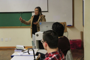 Acadêmicos de história tem aula sobre Gênero e Interseccionalidade
