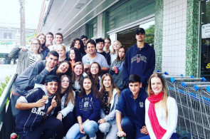 Turma realiza pesquisa sobre selos e certificações ambientais