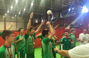 Vôlei Infantil Masculino é tricampeão do Intercolegial